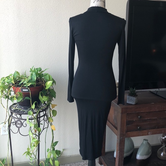 👀 Black Midi Dress 👀 - Picture 3 of 6